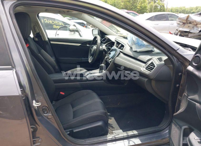 Photo 5 of 2018 Honda Civic EX (VIN 2HGFC2F71JH501947)