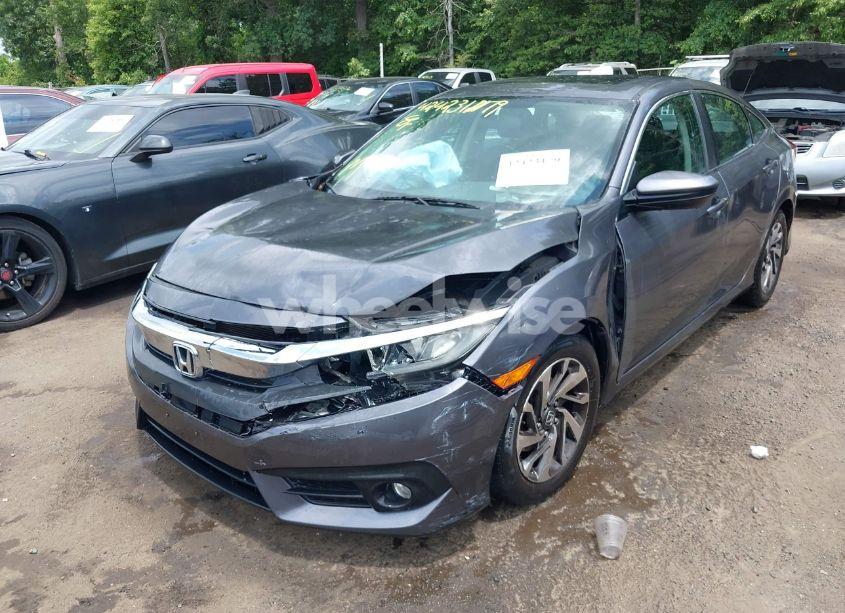 Photo 6 of 2018 Honda Civic EX (VIN 2HGFC2F71JH501947)
