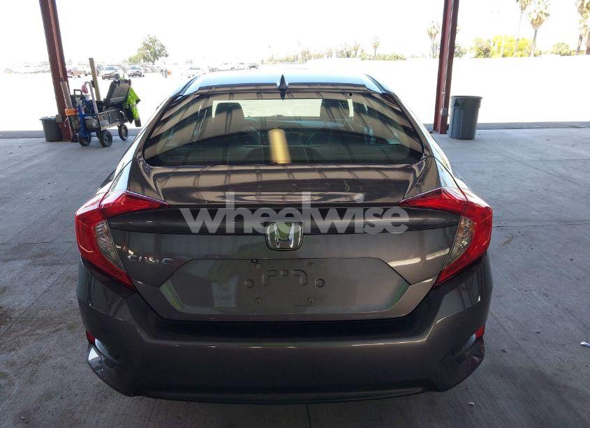 Photo 16 of 2018 Honda Civic EX (VIN 2HGFC2F71JH514665)