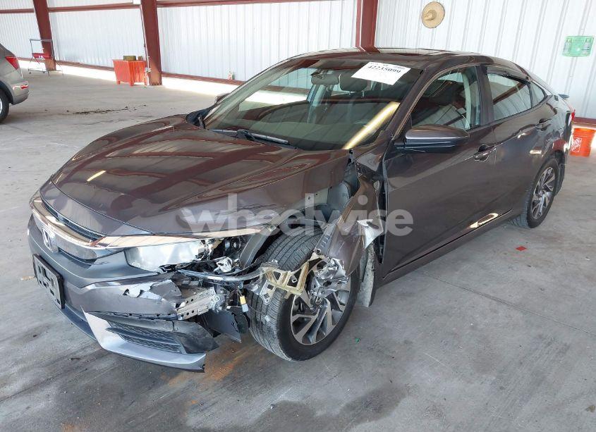 Photo 2 of 2018 Honda Civic EX (VIN 2HGFC2F71JH514665)