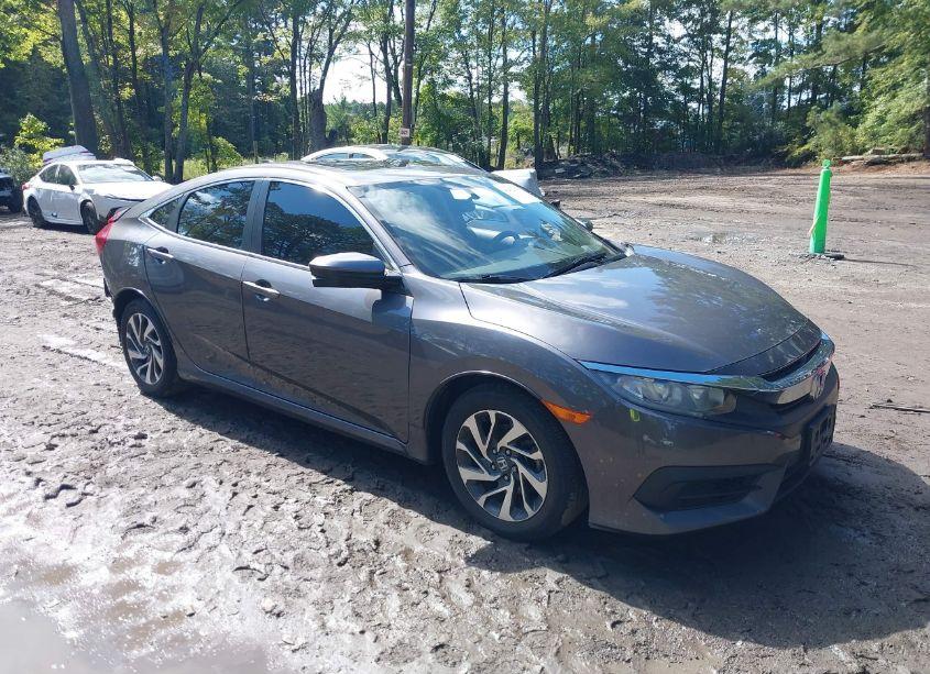 2018 Honda Civic EX (VIN 2HGFC2F71JH545463) main photo