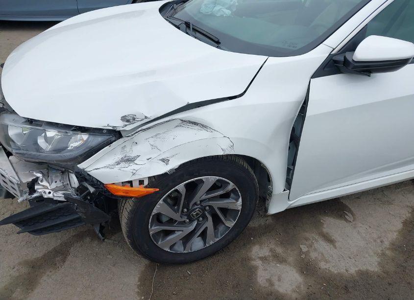 Photo 18 of 2018 Honda Civic EX (VIN 2HGFC2F71JH562375)