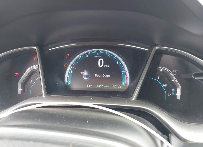 Photo 7 of 2018 Honda Civic EX (VIN 2HGFC2F71JH562375)