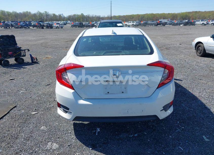 Photo 16 of 2018 Honda Civic EX (VIN 2HGFC2F71JH569178)