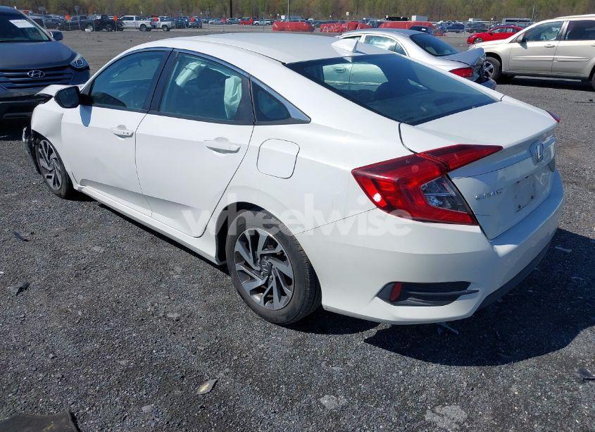 Photo 3 of 2018 Honda Civic EX (VIN 2HGFC2F71JH569178)