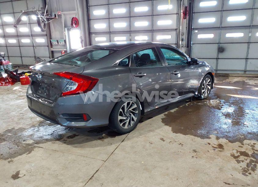 Photo 4 of 2016 Honda Civic EX (VIN 2HGFC2F72GH502968)