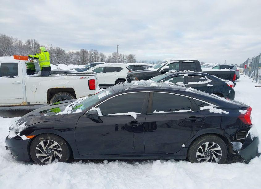 Photo 15 of 2016 Honda Civic EX (VIN 2HGFC2F72GH537431)