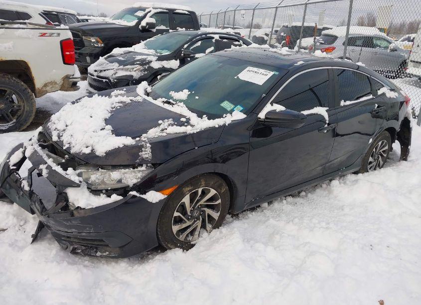 Photo 2 of 2016 Honda Civic EX (VIN 2HGFC2F72GH537431)