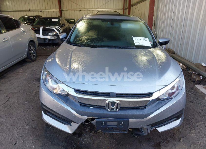Photo 12 of 2016 Honda Civic EX (VIN 2HGFC2F72GH553256)