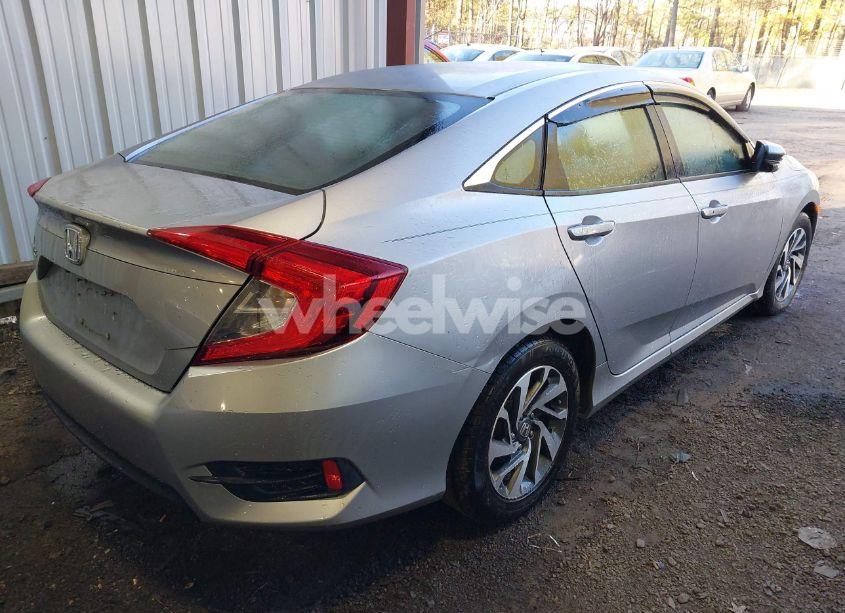 Photo 4 of 2016 Honda Civic EX (VIN 2HGFC2F72GH553256)