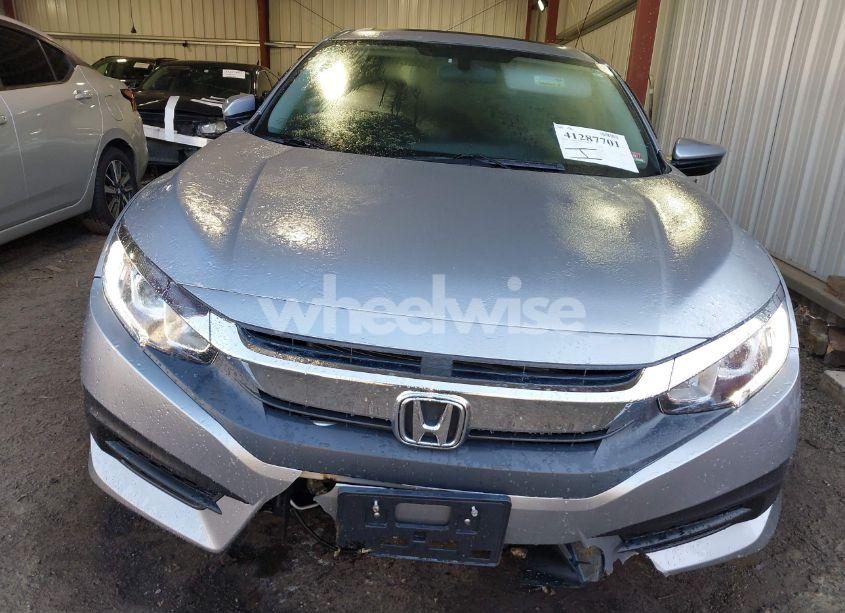 Photo 6 of 2016 Honda Civic EX (VIN 2HGFC2F72GH553256)