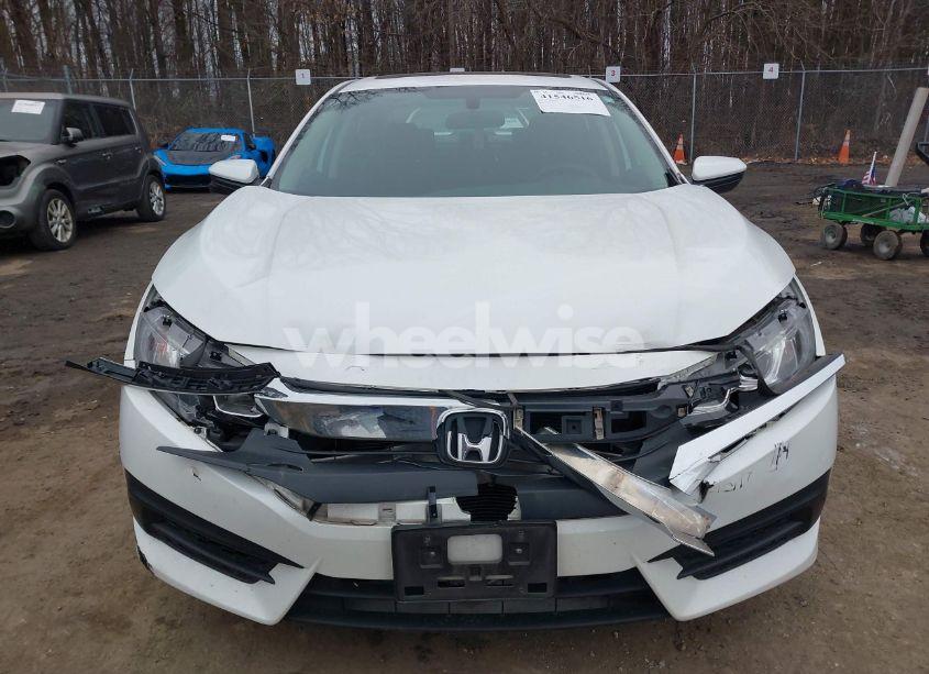 Photo 12 of 2017 Honda Civic EX (VIN 2HGFC2F72HH513275)