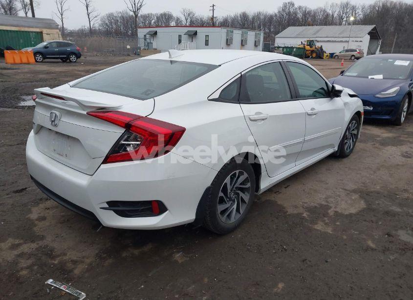 Photo 4 of 2017 Honda Civic EX (VIN 2HGFC2F72HH513275)