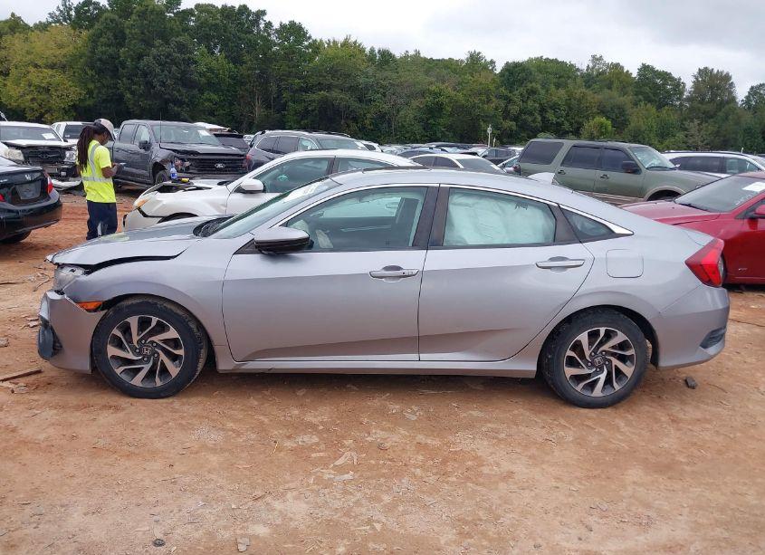 Photo 14 of 2017 Honda Civic EX (VIN 2HGFC2F72HH514135)