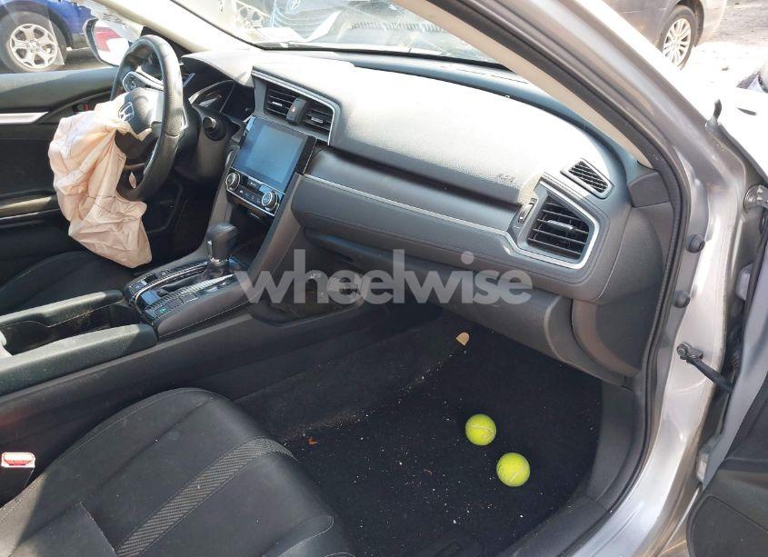 Photo 5 of 2017 Honda Civic EX (VIN 2HGFC2F72HH520517)