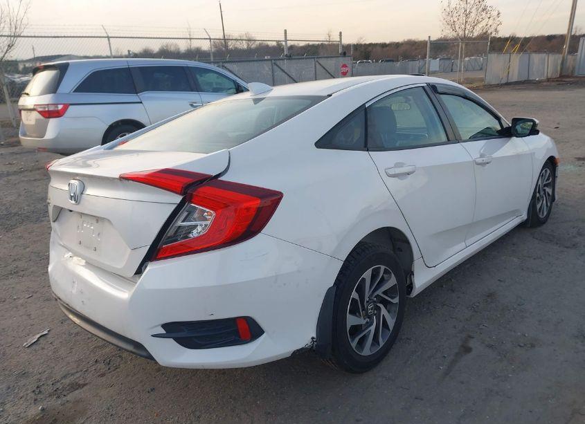 Photo 4 of 2017 Honda Civic EX (VIN 2HGFC2F72HH575663)