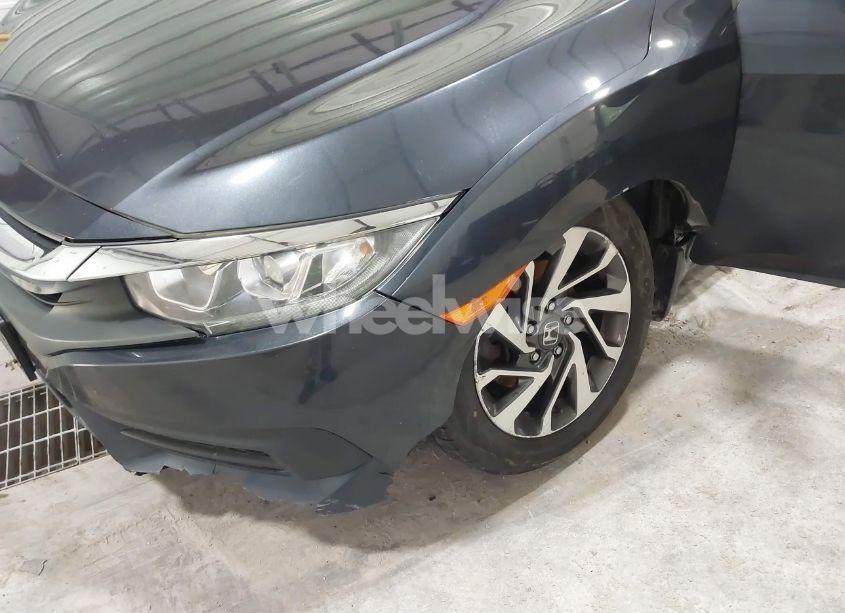 Photo 6 of 2017 Honda Civic EX (VIN 2HGFC2F72HH576456)
