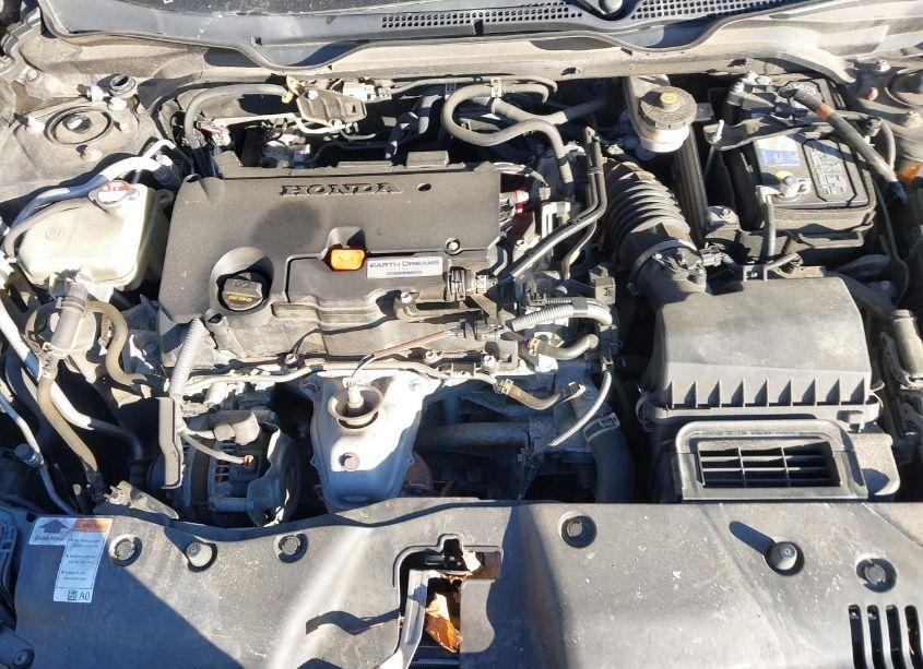 Photo 10 of 2018 Honda Civic EX (VIN 2HGFC2F72JH545231)