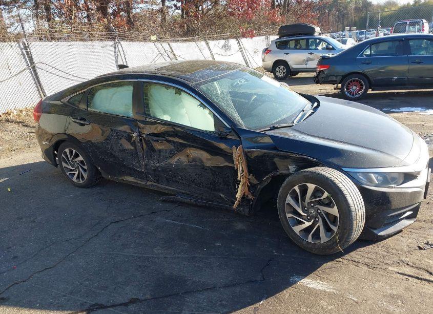 Photo 13 of 2018 Honda Civic EX (VIN 2HGFC2F72JH545231)