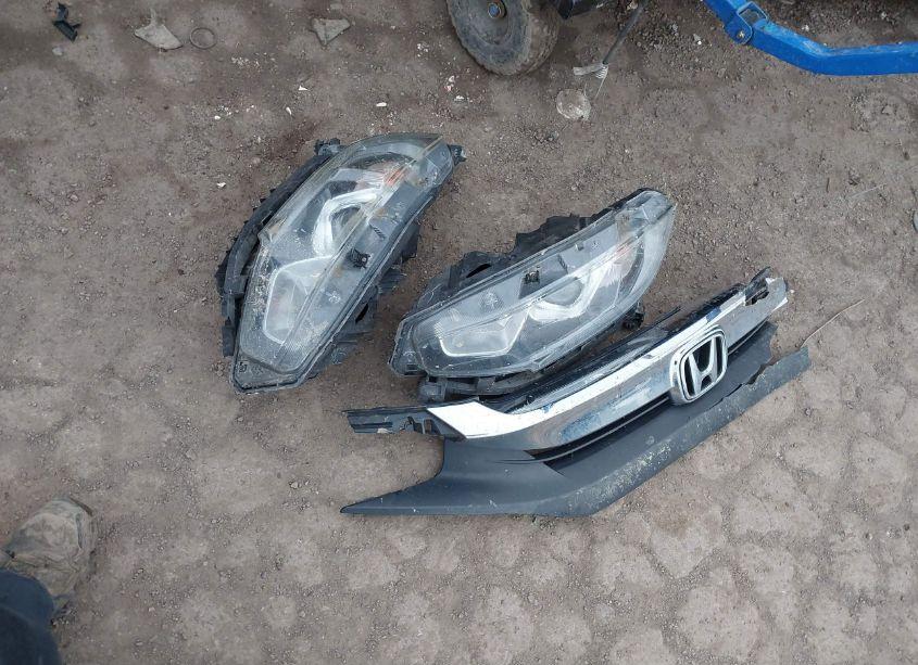 Photo 12 of 2018 Honda Civic EX (VIN 2HGFC2F72JH574762)