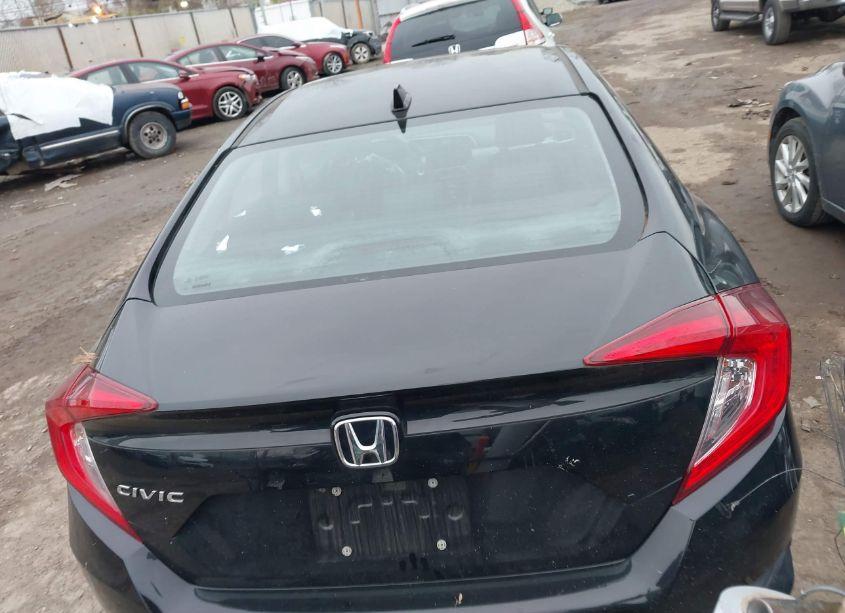 Photo 17 of 2018 Honda Civic EX (VIN 2HGFC2F72JH574762)
