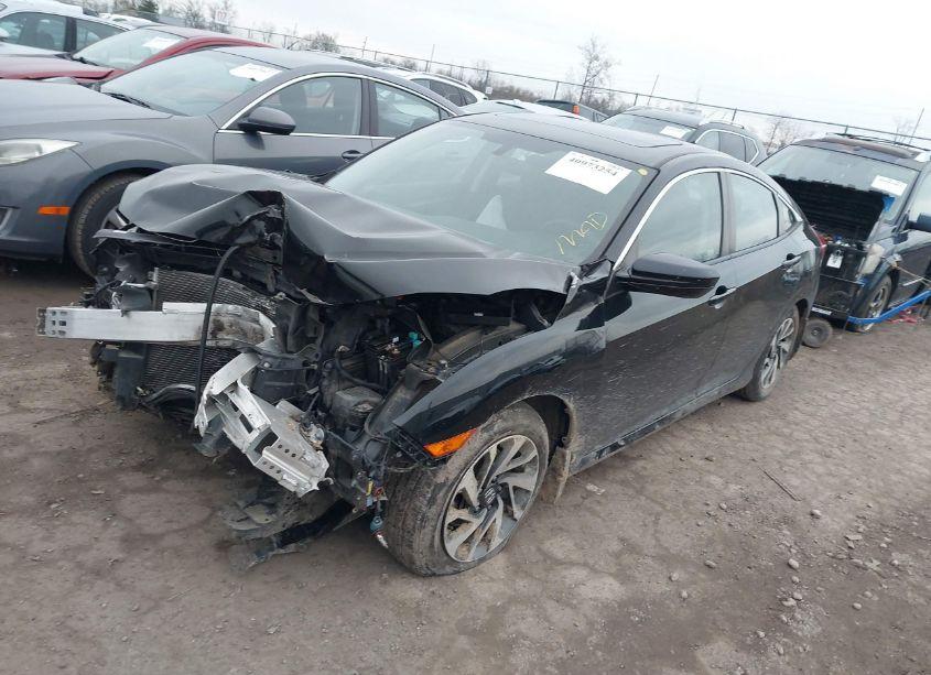 Photo 2 of 2018 Honda Civic EX (VIN 2HGFC2F72JH574762)