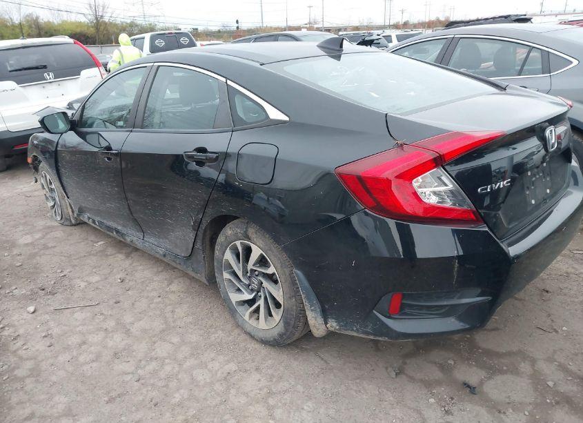 Photo 3 of 2018 Honda Civic EX (VIN 2HGFC2F72JH574762)