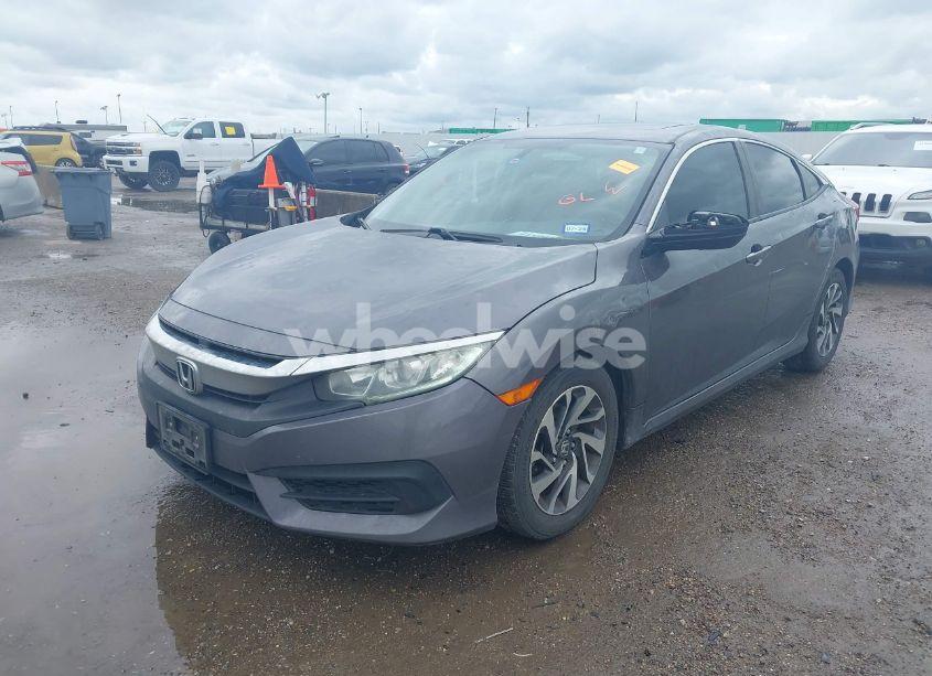 Photo 2 of 2018 Honda Civic EX (VIN 2HGFC2F72JH578309)