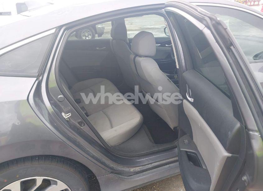 Photo 8 of 2018 Honda Civic EX (VIN 2HGFC2F72JH578309)