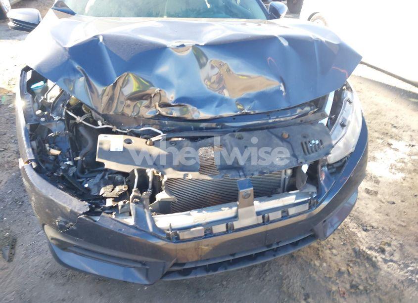 Photo 18 of 2018 Honda Civic EX (VIN 2HGFC2F72JH590248)