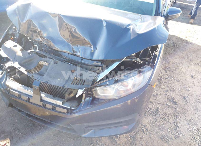 Photo 19 of 2018 Honda Civic EX (VIN 2HGFC2F72JH590248)