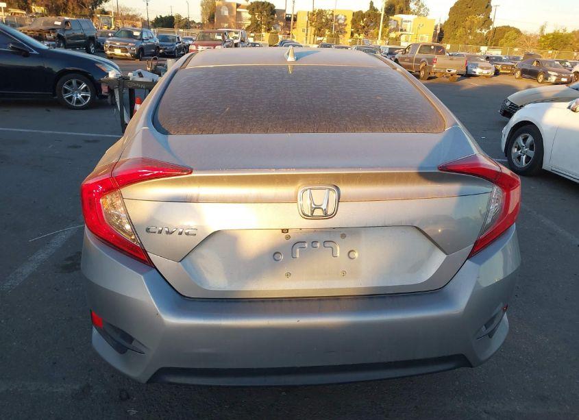 Photo 17 of 2018 Honda Civic SEDAN (VIN 2HGFC2F72JH594669)