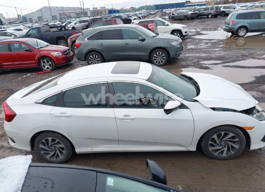 Photo 13 of 2016 Honda Civic EX (VIN 2HGFC2F73GH577534)