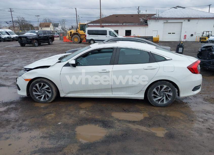 Photo 14 of 2016 Honda Civic EX (VIN 2HGFC2F73GH577534)