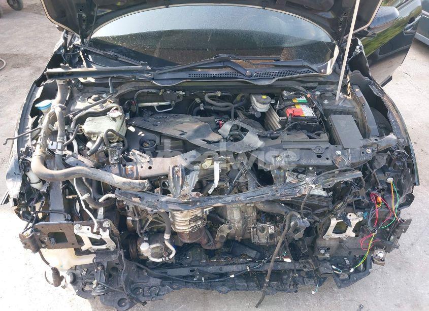 Photo 10 of 2018 Honda Civic EX (VIN 2HGFC2F73JH513243)