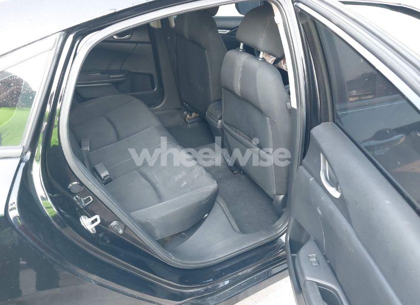 Photo 8 of 2018 Honda Civic EX (VIN 2HGFC2F73JH513243)