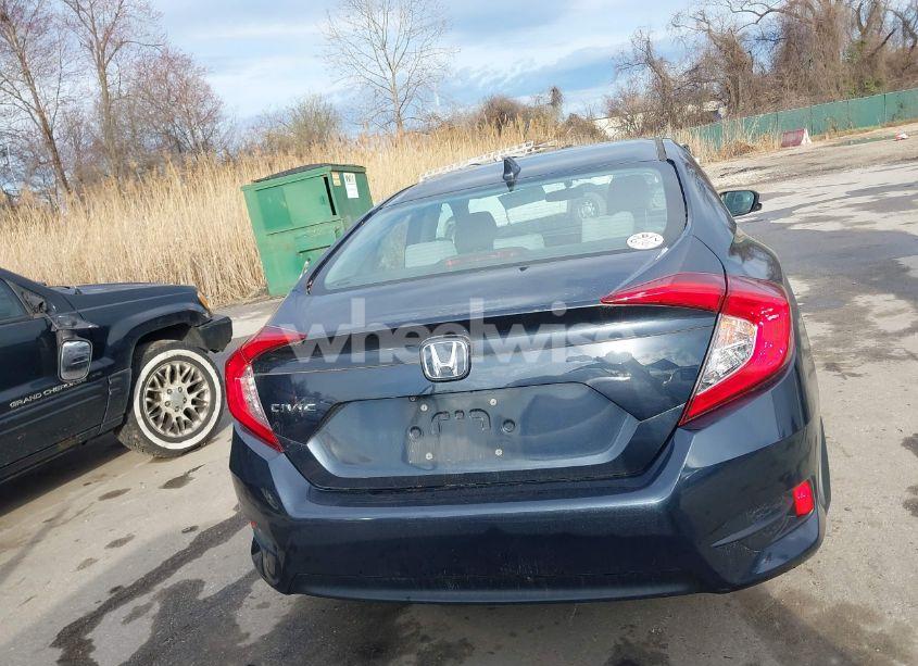 Photo 16 of 2018 Honda Civic EX (VIN 2HGFC2F73JH516093)