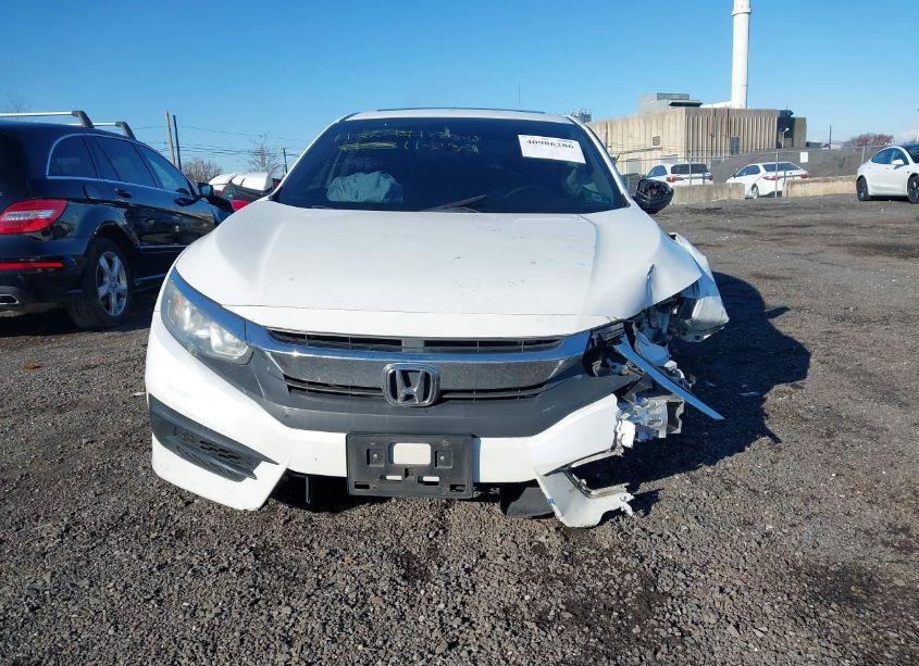 Photo 12 of 2018 Honda Civic EX (VIN 2HGFC2F73JH518992)