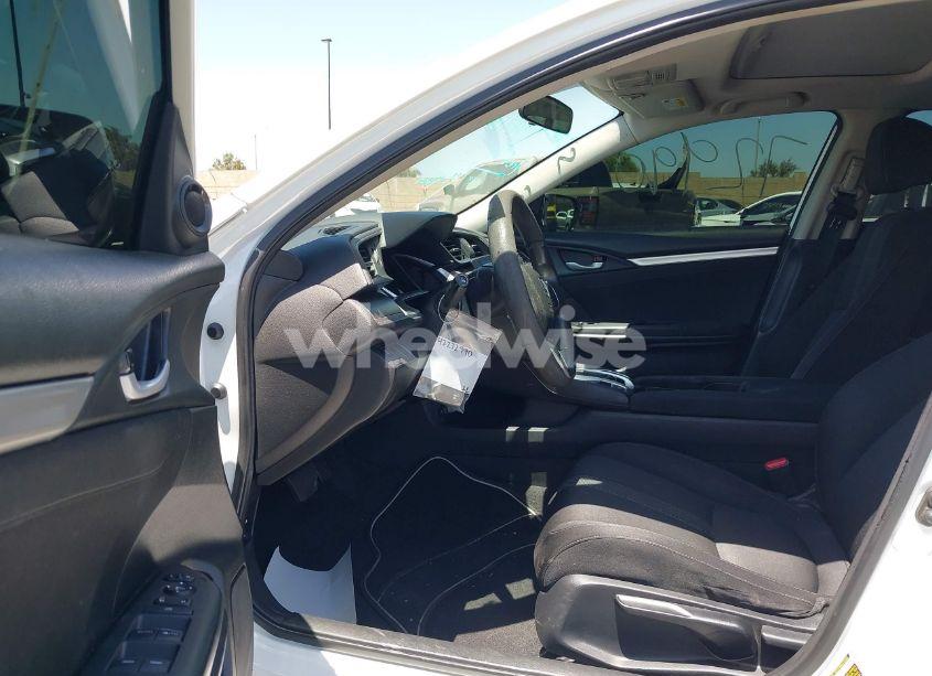 Photo 5 of 2018 Honda Civic EX (VIN 2HGFC2F73JH551118)