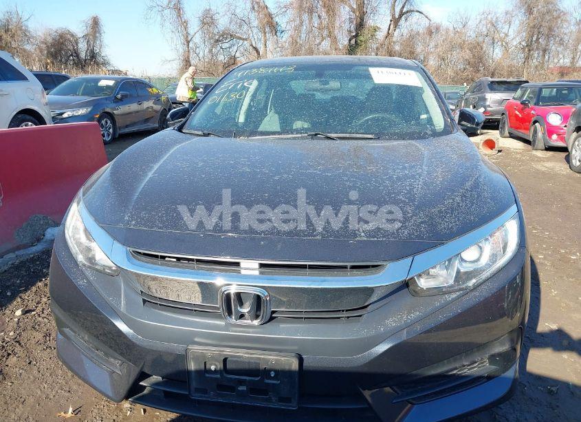 Photo 13 of 2018 Honda Civic EX (VIN 2HGFC2F73JH556254)