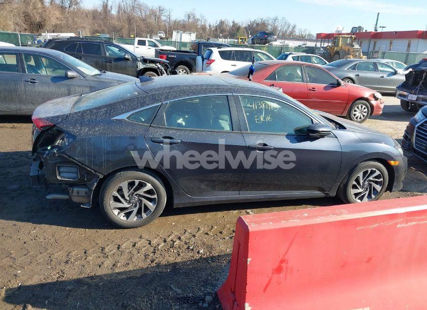 Photo 14 of 2018 Honda Civic EX (VIN 2HGFC2F73JH556254)