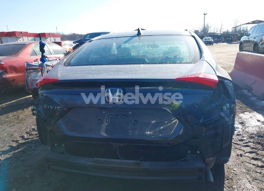 Photo 17 of 2018 Honda Civic EX (VIN 2HGFC2F73JH556254)