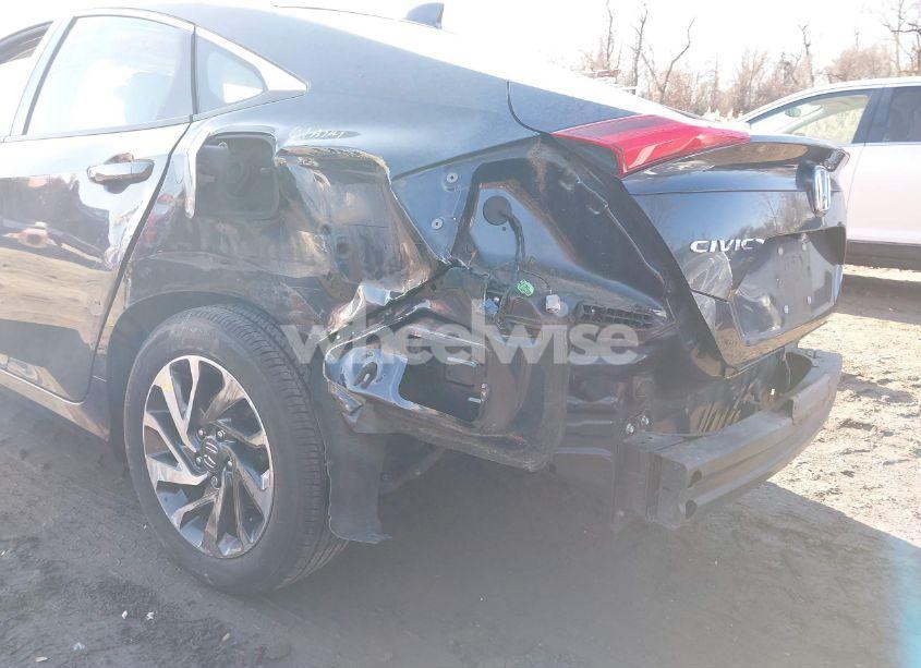 Photo 18 of 2018 Honda Civic EX (VIN 2HGFC2F73JH556254)