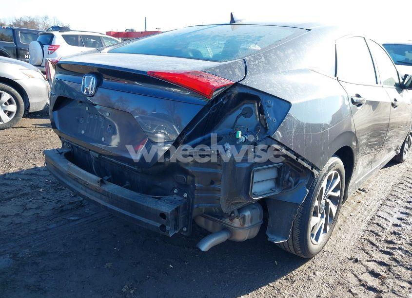 Photo 19 of 2018 Honda Civic EX (VIN 2HGFC2F73JH556254)
