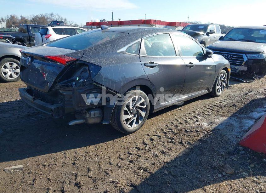 Photo 4 of 2018 Honda Civic EX (VIN 2HGFC2F73JH556254)
