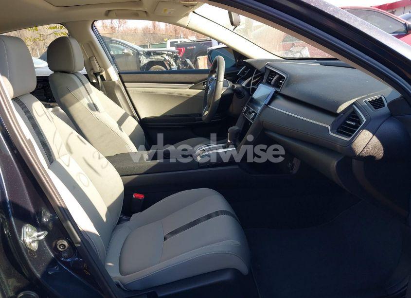 Photo 5 of 2018 Honda Civic EX (VIN 2HGFC2F73JH556254)