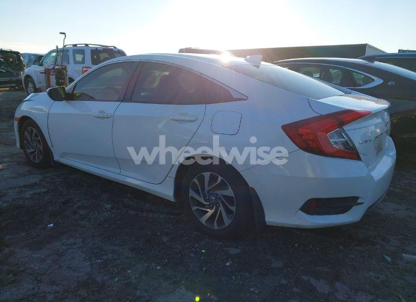 Photo 3 of 2018 Honda Civic EX (VIN 2HGFC2F73JH568288)