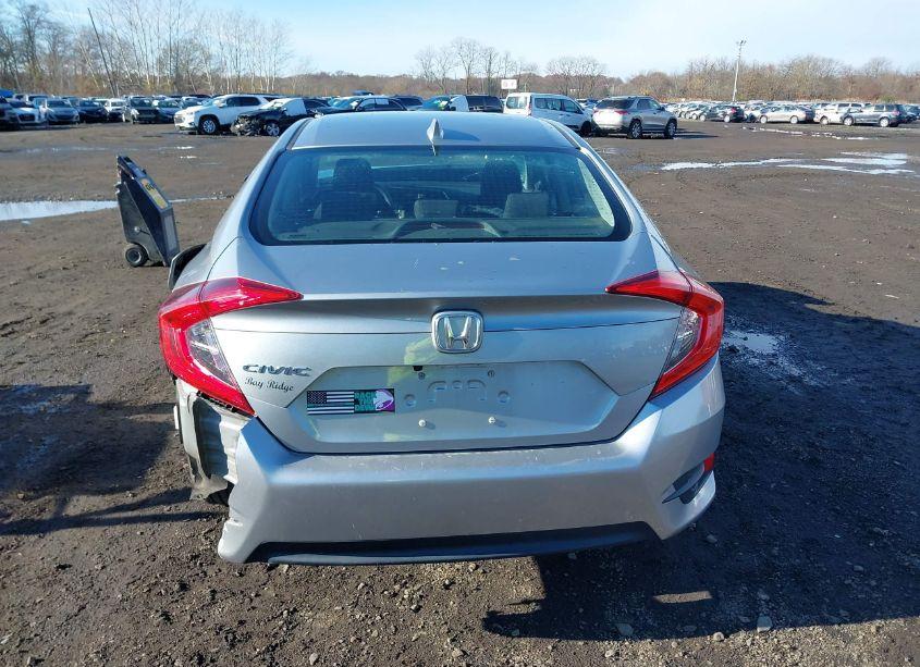 Photo 16 of 2018 Honda Civic EX (VIN 2HGFC2F73JH572065)