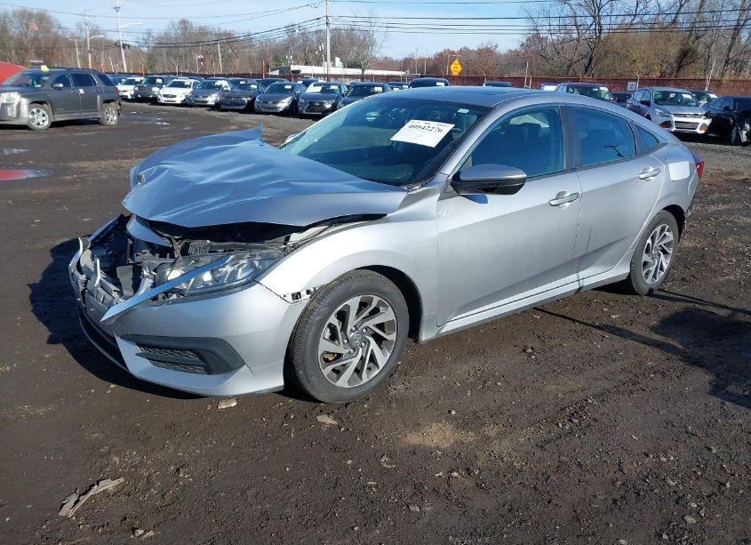 Photo 2 of 2018 Honda Civic EX (VIN 2HGFC2F73JH572065)