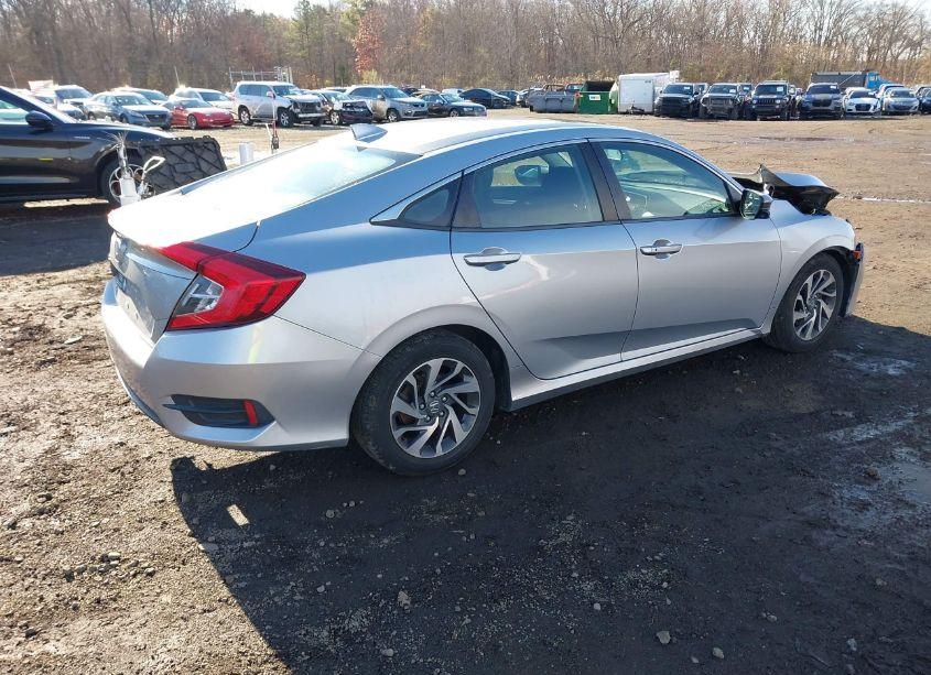 Photo 4 of 2018 Honda Civic EX (VIN 2HGFC2F73JH572065)